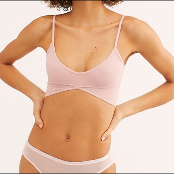 Free People Other - 1️⃣ LEFT!💥FREE PEOPLE barely there longline bra